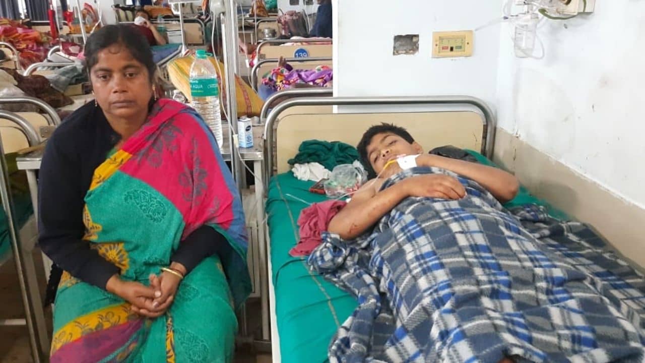 Child Harmed by Sharp weapon: খবরটা শুনে বাড়িতে এসেই দেখি শুধু রক্ত আর রক্ত, ছেলেটাকে আমার ওরা...