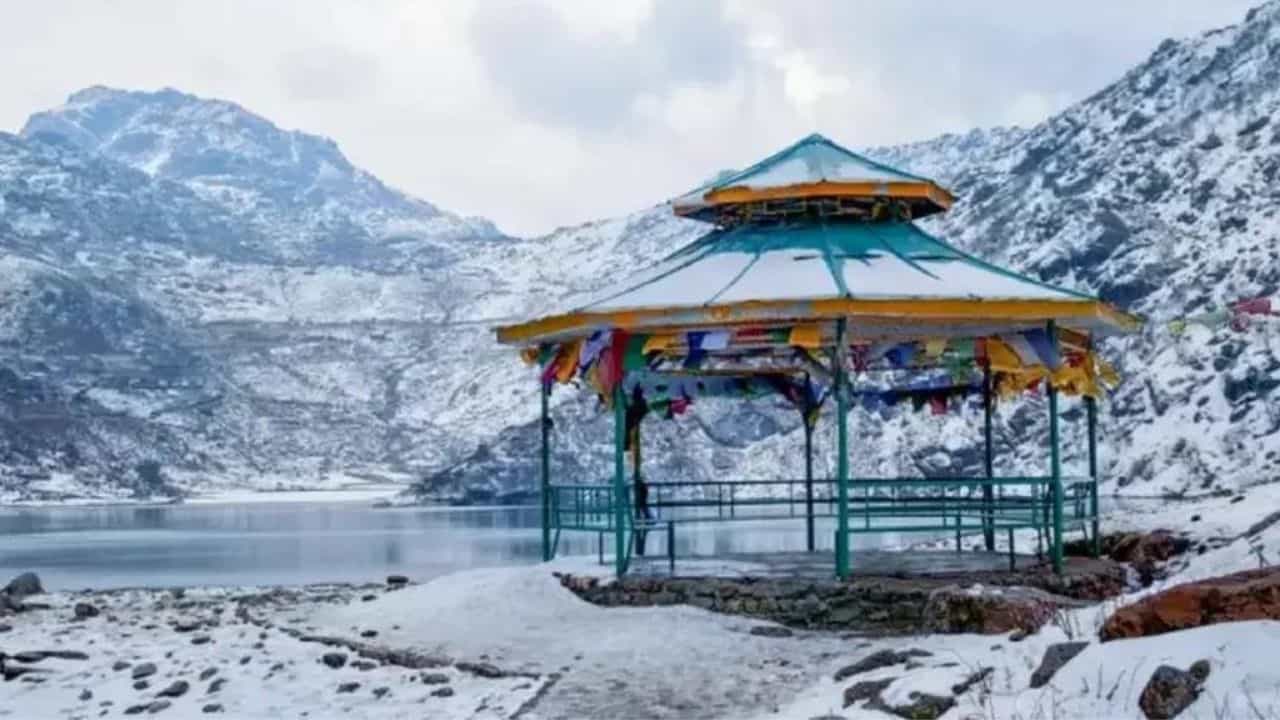 Sikkim:কোভিড বিধি তুলে পর্যটকদের জন্য খোলা সিকিম! খুশির হাওয়া ব্যবসায়ী মহলে Sikkim:কোভিড বিধি তুলে পর্যটকদের জন্য খোলা সিকিম! খুশির হাওয়া ব্যবসায়ী মহলে