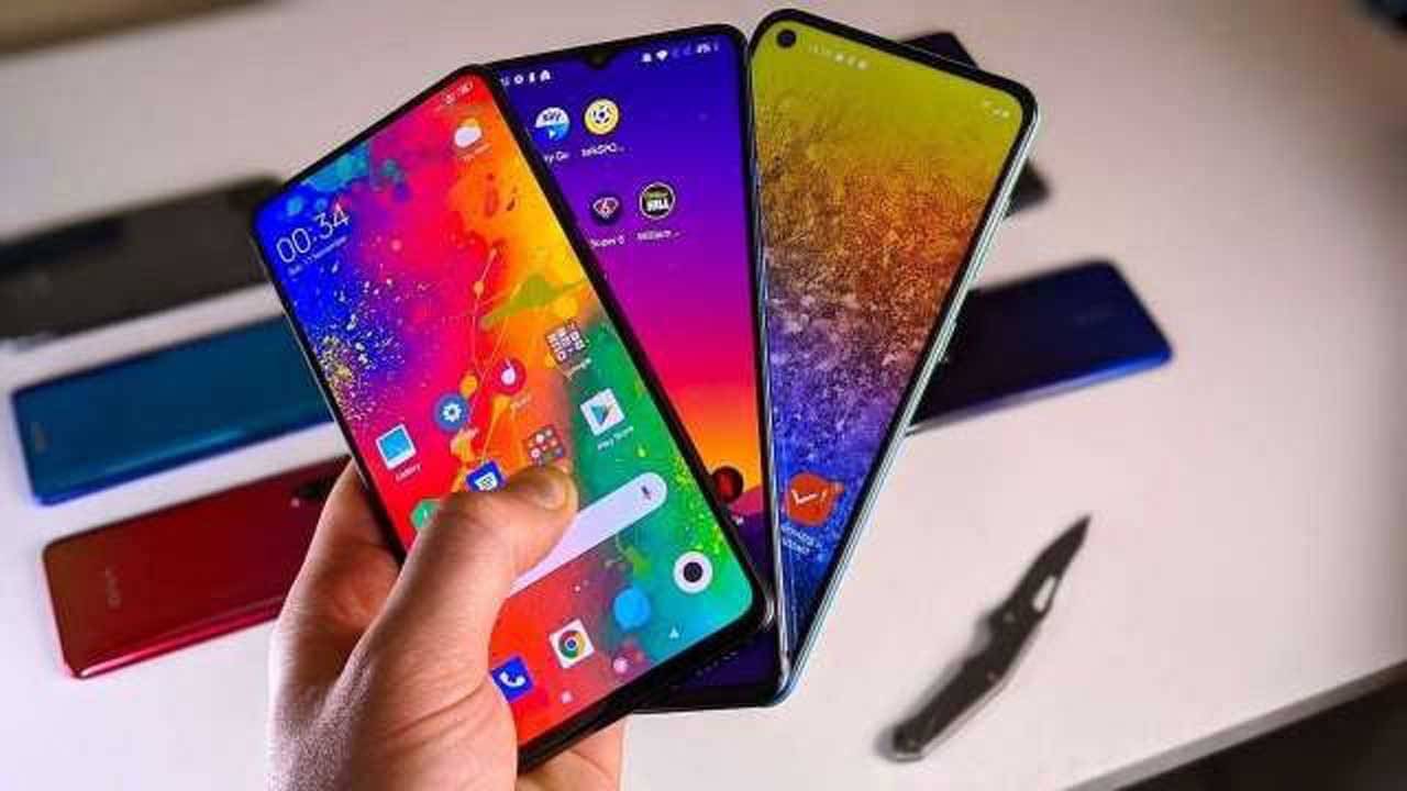 Budget Smartphones: ১৫ হাজার টাকার কম দামে ভারতে কী কী ফোন পাওয়া যাচ্ছে? দেখে নিন