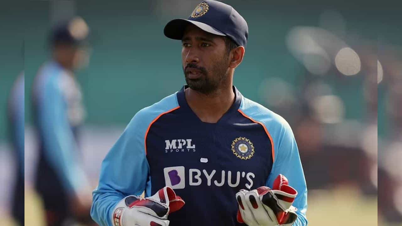 Wriddhiman Saha: ঋদ্ধি ইস্যুতে নীরব সৌরভ, মুখ খুলল সিএবি Wriddhiman Saha: ঋদ্ধি ইস্যুতে নীরব সৌরভ, মুখ খুলল সিএবি