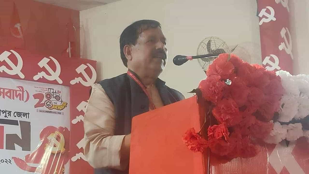 Sushanta Ghosh: স্বমহিমায় ফিরছেন সুশান্ত ঘোষ, নির্বাচিত সিপিএমের জেলা সম্পাদক পদে Sushanta Ghosh: স্বমহিমায় ফিরছেন সুশান্ত ঘোষ, নির্বাচিত সিপিএমের জেলা সম্পাদক পদে