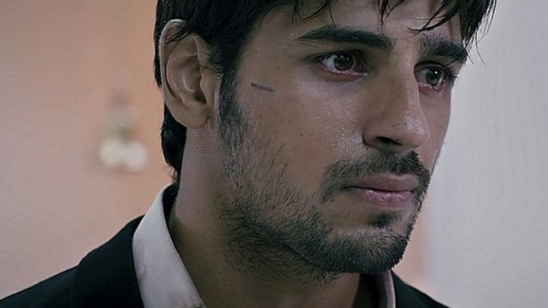 Sidharth Malhotra: ১১ বছরের সঙ্গী হারালেন সিদ্ধার্থ, অভিনেতার জীবন জুড়ে শূন্যতা Sidharth Malhotra: ১১ বছরের সঙ্গী হারালেন সিদ্ধার্থ, অভিনেতার জীবন জুড়ে শূন্যতা
