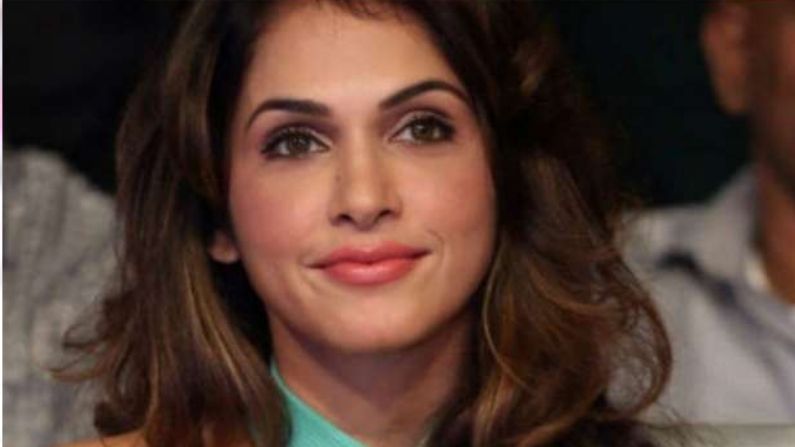 Isha Koppikar: 'খল্লাস'-এর সাফল্যের পরেও কেন ছোট চরিত্রেই অভিনয় করতে হল ঈশা কোপিকরকে?