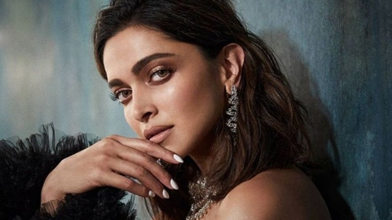 Deepika Padukone: জানেন কি মাত্র ১৮ বছরে দীপিকাকে স্তন প্রতিস্থাপনের পরামর্শ দেন ইন্ডাস্ট্রিরই এক ব্যক্তি?