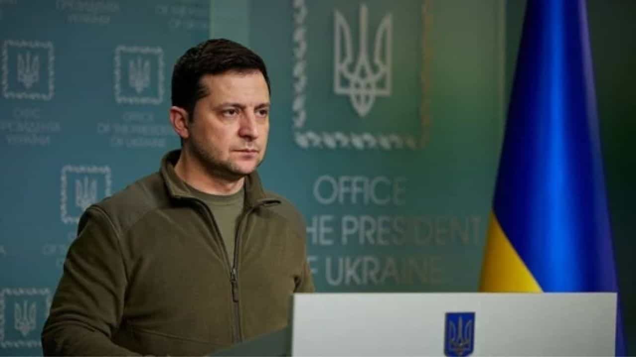 Russia-Ukraine Conflict: রাশিয়াকে ভয় পাচ্ছে আমেরিকা সহ অন্যান্যরা? জ়েলেনস্কির মন্তব্যে উঠল প্রশ্ন Russia-Ukraine Conflict: রাশিয়াকে ভয় পাচ্ছে আমেরিকা সহ অন্যান্যরা? জ়েলেনস্কির মন্তব্যে উঠল প্রশ্ন