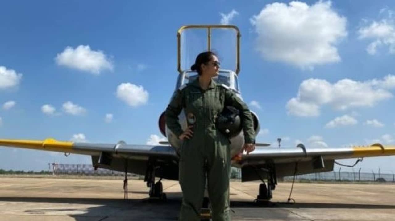 Women Fighter Pilot : ভারতীয় বায়ুসেনায় মহিলা ফাইটার পাইলট নিয়োগ হবে স্থায়ী, জানালেন রাজনাথ সিং