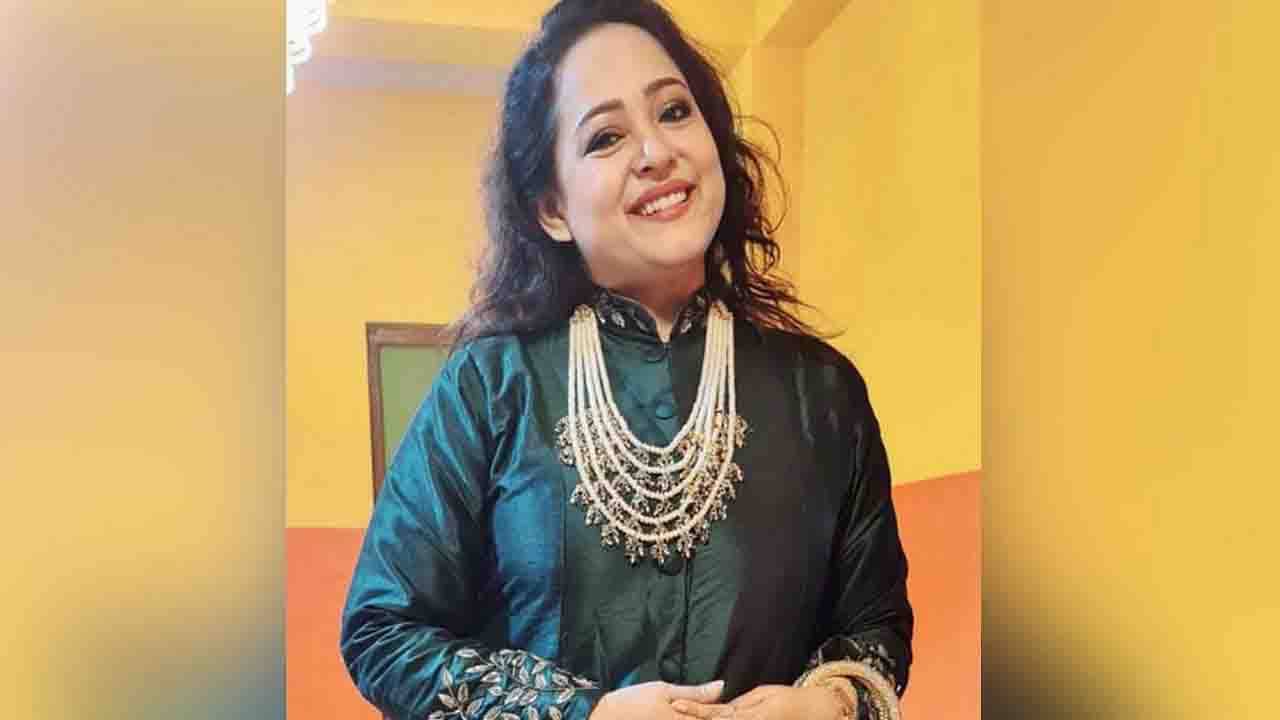 Aparajita Adhya: লক্ষ্মী কাকিমার নাচে ফের কাঁপছে নেট দুনিয়া... অপরাজিতা বললেন, কভি আর কভি পার