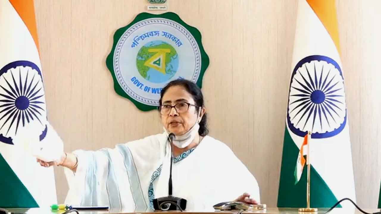 Mamata Banerjee: ১০ হাজার কোটির পুনর্বাসন প্যাকেজ! শিক্ষাগত যোগ্যতা অনুযায়ী গ্রুপ-সি, গ্রুপ-ডি... দেউচার মন জিততে কল্পতরু মমতা