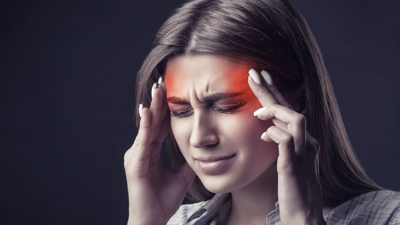 Chronic Migraine: মাইগ্রেন নাকি সাধারণ মাথাব্যথা? ফারাক করবেন যে ভাবে...