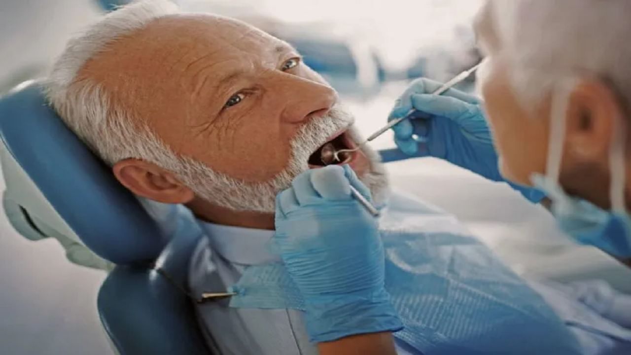 Oral Cancer: যে কোনও রকম নেশা থেকে দূরে থাকুন! অবহেলা নয় এই সব উপসর্গ... Oral Cancer: যে কোনও রকম নেশা থেকে দূরে থাকুন! অবহেলা নয় এই সব উপসর্গ...