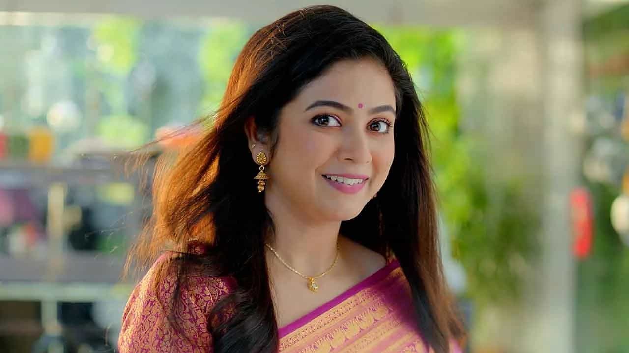 Payel De: মা হওয়ার পর শরীর নিয়ে প্রচুর কটাক্ষ শুনেছি: পায়েল দে Payel De: মা হওয়ার পর শরীর নিয়ে প্রচুর কটাক্ষ শুনেছি: পায়েল দে