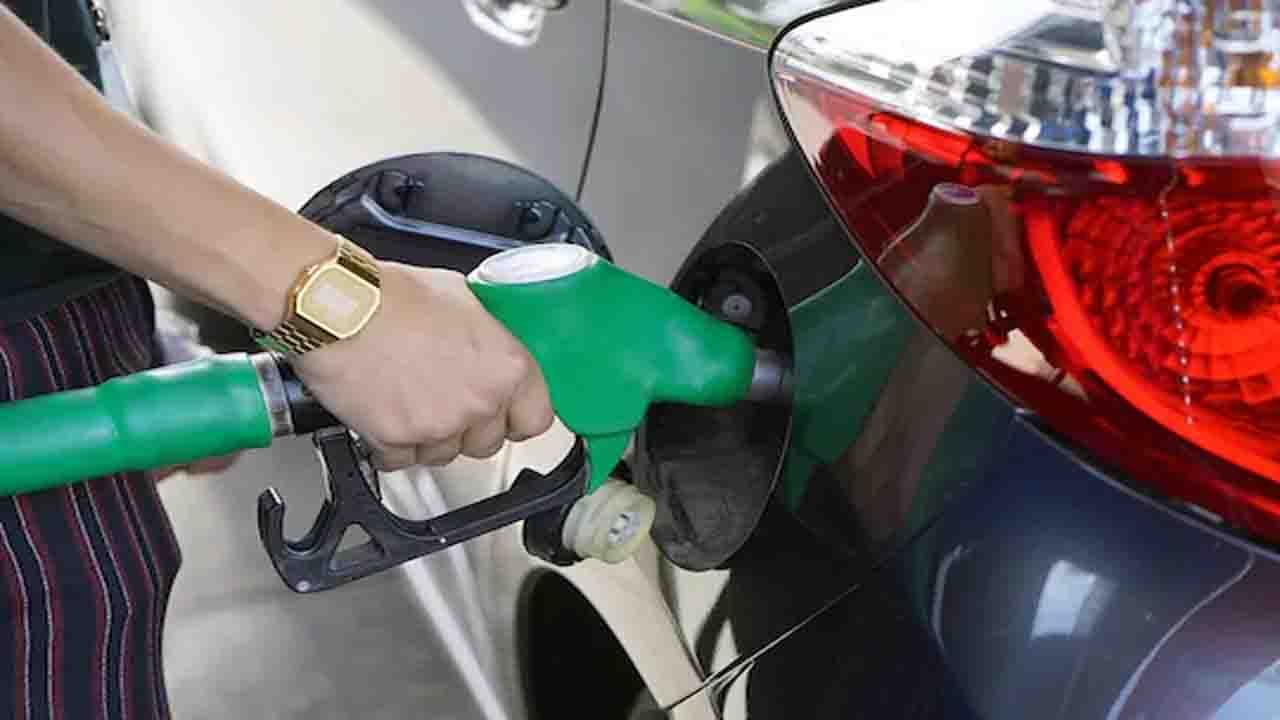 Petrol Prices Today: ৯৬ নটআউট পেট্রোল-ডিজেল, জানুন আপনার শহরের জ্বালানি তেলের মূল্য