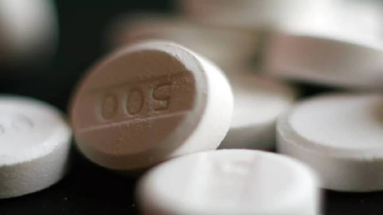 Paracetamol: কথায় কথায় প্যারাসিটামল খান? হতে পারে কিন্তু ঘোর বিপদ!