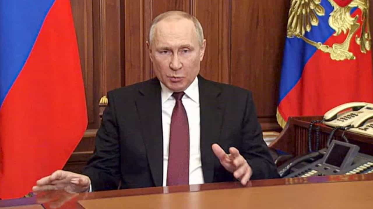Russia-Ukraine Conflict: ইউক্রেনে আক্রমণ করায় 'ব্ল্যাক বেল্ট' কেড়ে নেওয়া হল পুতিনের