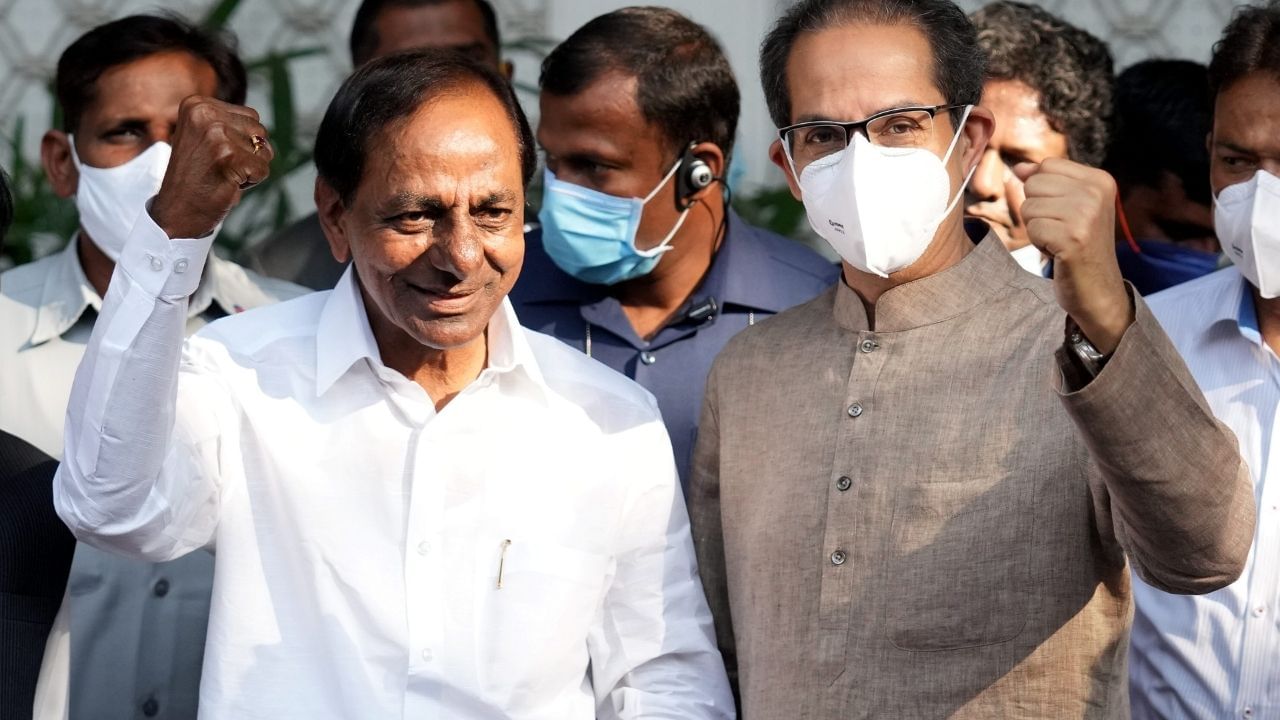 Uddhav Thackeray-KCR Meeting: 'বদলা নেয় না আমাদের হিন্দুত্ব', নয়া বিরোধী জোট গড়তে কী পরিকল্পনা কেসিআর-ঠাকরের?