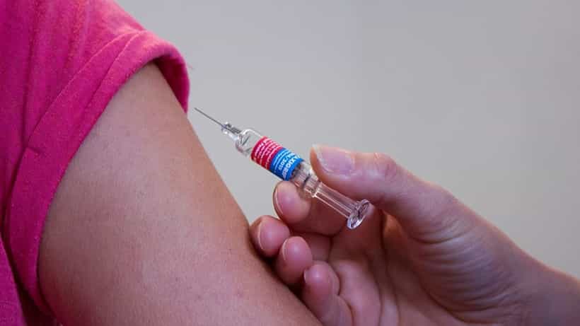 Covid-19 Booster Dose : কোভিডের বুস্টার ডোজ় নিতে যাচ্ছেন! জানুন পরিষেবা কর বাবদ লাগবে কত