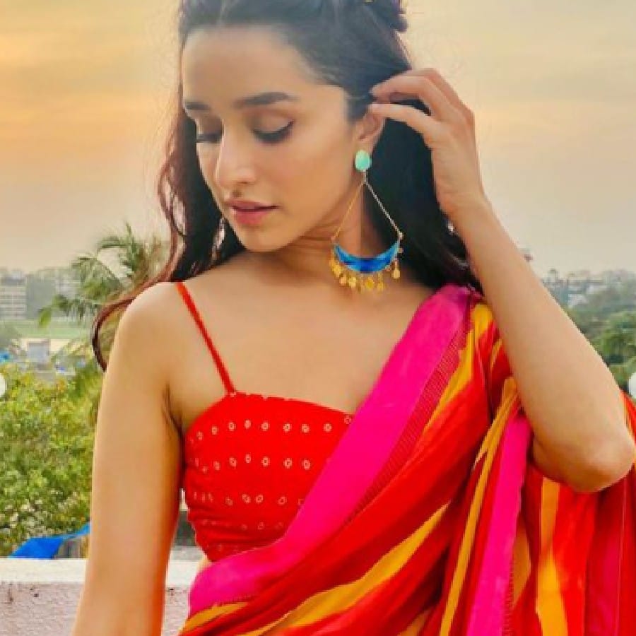 নিজেই এক সাক্ষাৎকারে তিনি জানিয়েছিলেন, এই কারণেই তাঁর রেজাল্ট খারাপ হয়, তাই কেউ যেন এভাবে ক্লাস না করে ছেড়ে দেয়। 