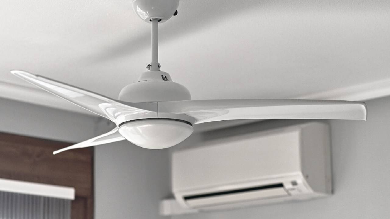 AC And Ceiling Fan: এসি-র ঠান্ডা ছড়িয়ে দিয়ে ইলেকট্রিক বিল কমাতে পারে একমাত্র পুরনো ভাল সিলিং ফ্যান, দাবি গবেষণায়