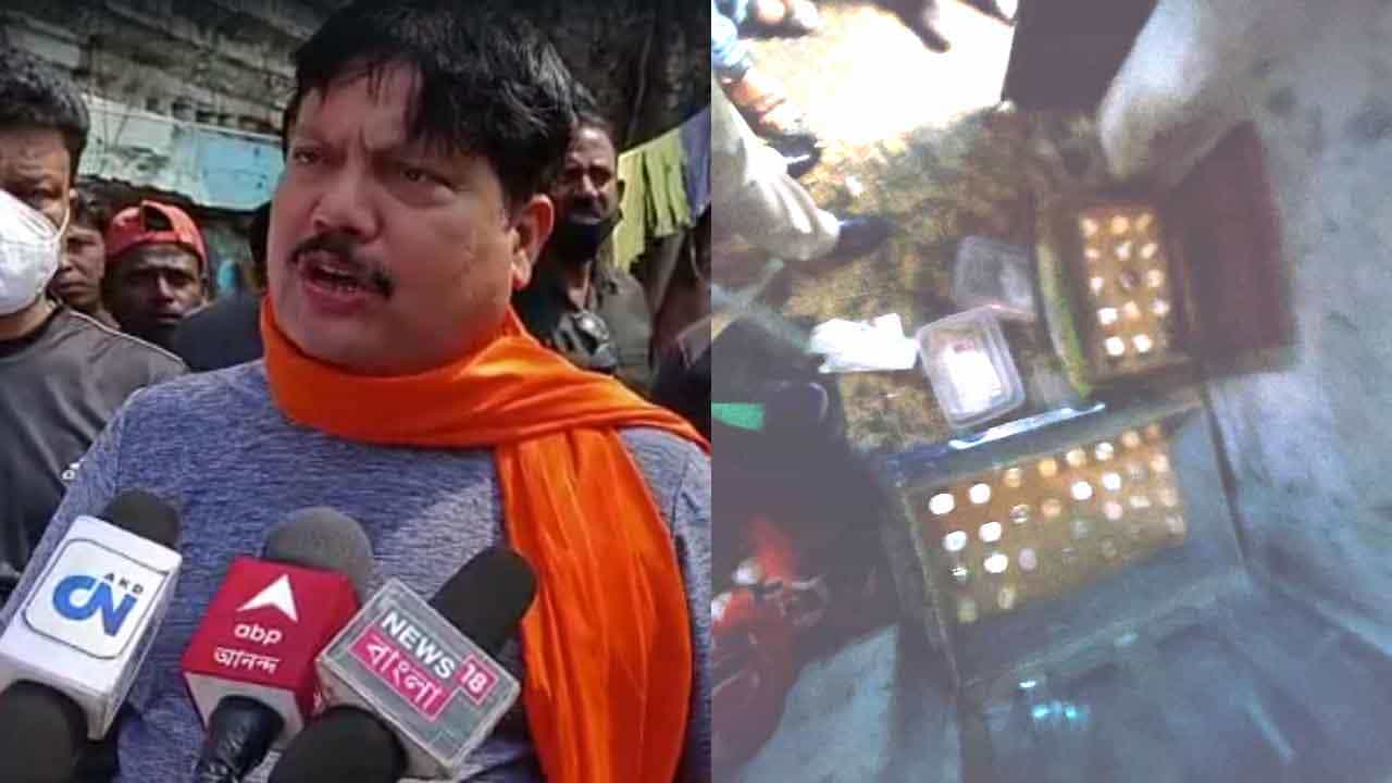 Bomb at Bhatpara: অর্জুনের বাড়ির কাছেই তৃণমূল কাউন্সিলরের বাড়ি থেকে উদ্ধার বাক্স ভর্তি বোমা Bomb at Bhatpara: অর্জুনের বাড়ির কাছেই তৃণমূল কাউন্সিলরের বাড়ি থেকে উদ্ধার বাক্স ভর্তি বোমা