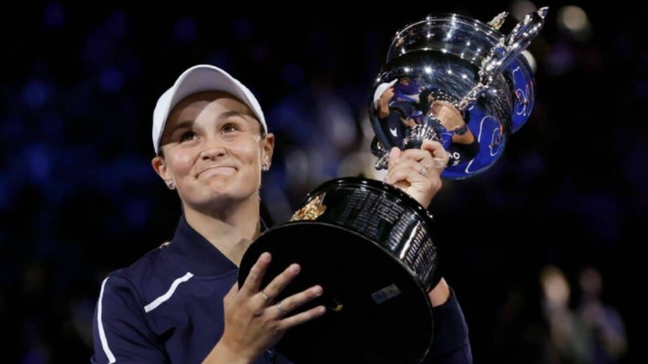 Ashleigh Barty: স্বপ্ন ছুঁয়ে পঁচিশে হঠাৎ অবসর অ্যাশলি বার্টির
