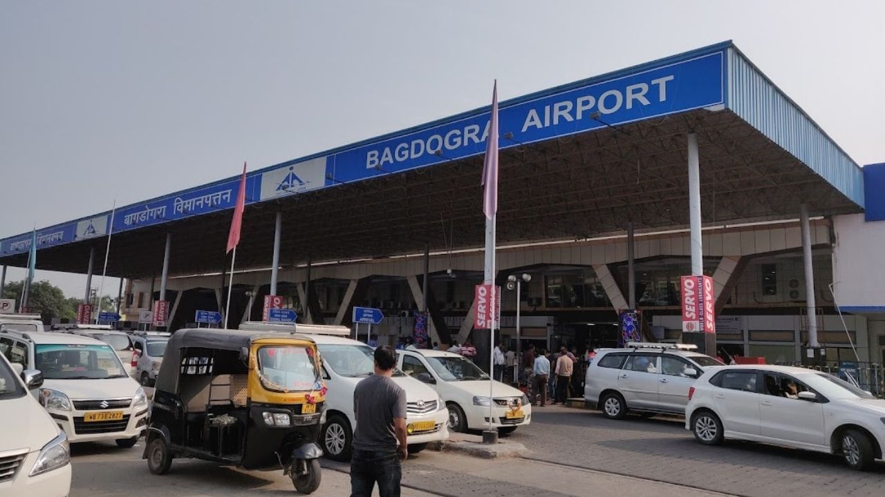 Bagdogra Airport: টানা ১৫দিন বন্ধ থাকবে বাগডোগরা বিমানবন্দর! চিন্তায় হাজার হাজার পর্যটক