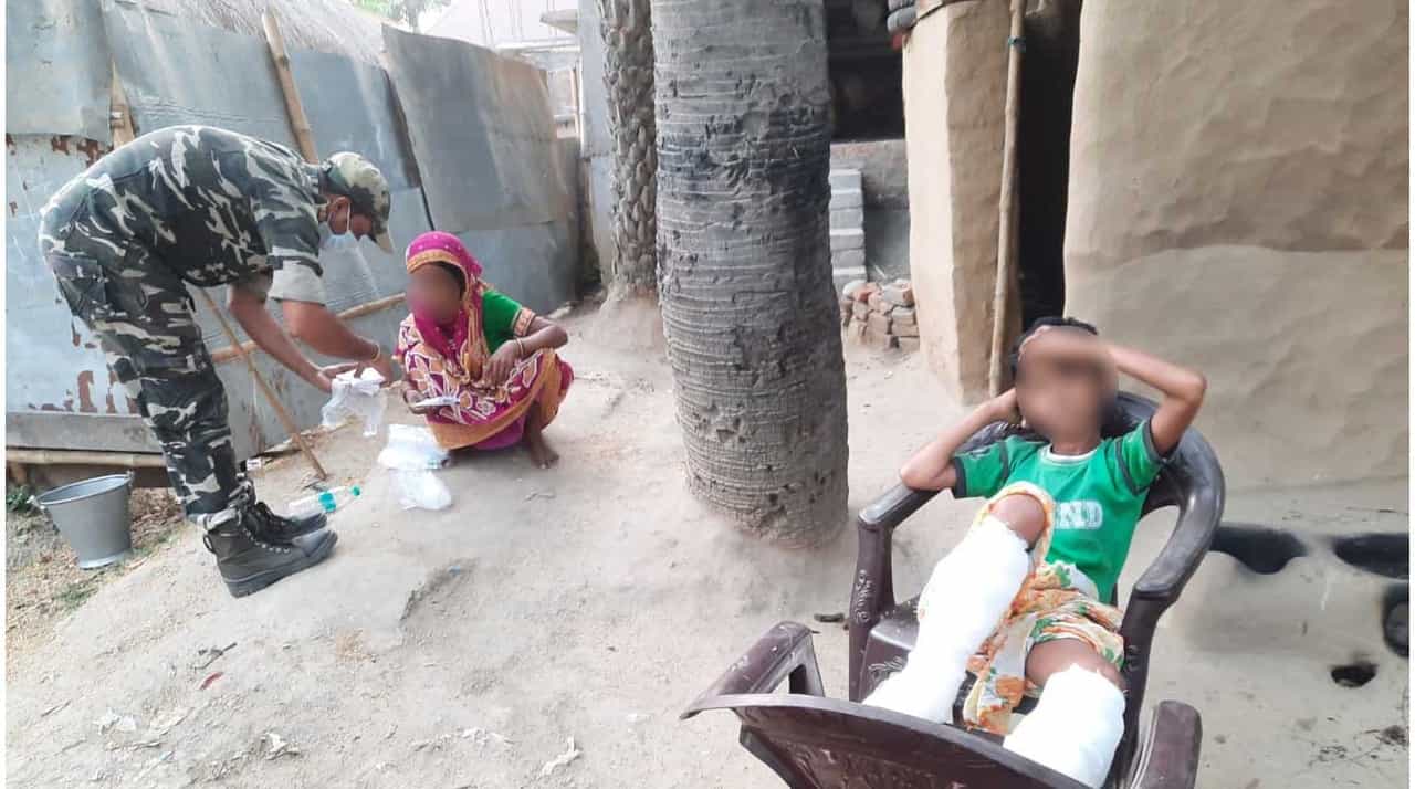 Bagtui Massacre: নাজিমাদের লোহার দরজা, পাকা ছাদ দেখে আশ্রয় নিয়েছিল, পরক্ষণেই... অভিশপ্ত রাতের অভিজ্ঞতা জানাল ১১ বছরের কিশোর Bagtui Massacre: নাজিমাদের লোহার দরজা, পাকা ছাদ দেখে আশ্রয় নিয়েছিল, পরক্ষণেই... অভিশপ্ত রাতের অভিজ্ঞতা জানাল ১১ বছরের কিশোর