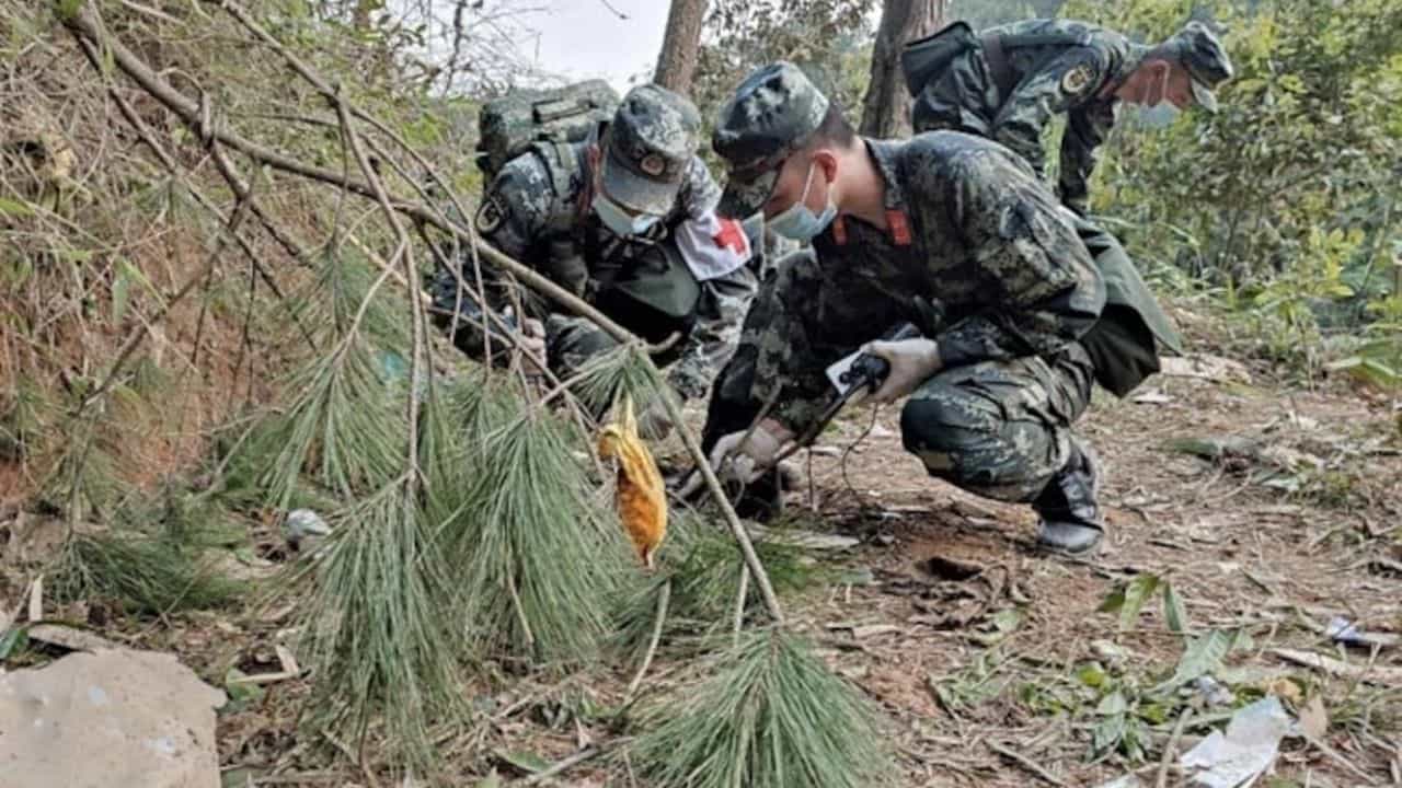 China Plane's Black Box Found: এবার কি জানা যাবে দুর্ঘটনার কারণ? তন্ন তন্ন করে খুঁজে শেষমেশ মিলল ব্ল্যাক বক্স