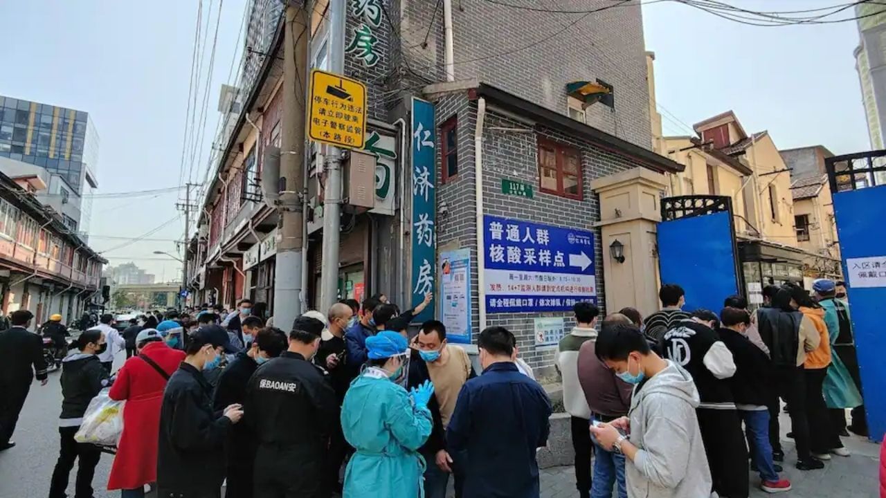 Covid Lockdown In China: নতুন করে করোনার হানা চিনে? রাতারাতি লকডাউনের আওতায় ৯০ লক্ষ মানুষ