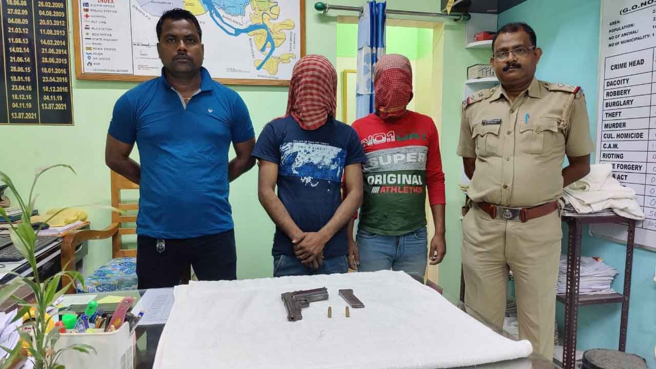 Cooch Behar Arms Recovered: মালদার পর এবার কোচবিহার, উদ্ধার আগ্নেয়াস্ত্র-কার্তুজ