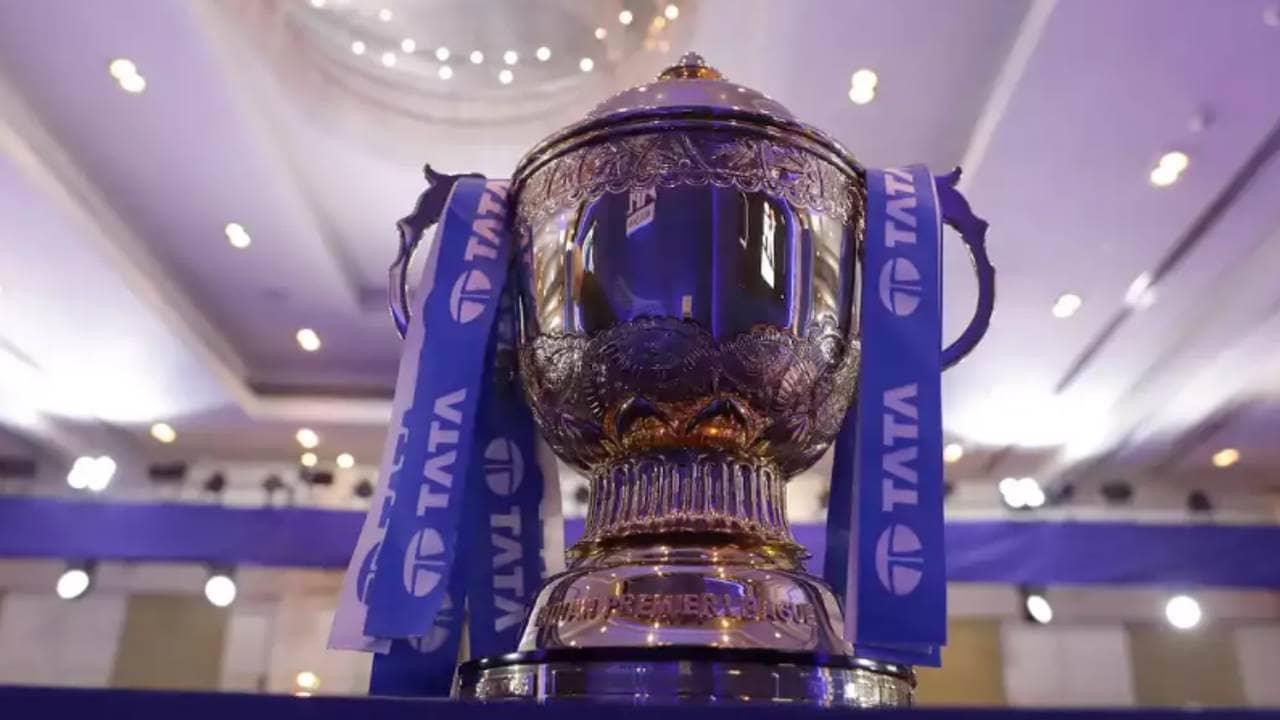 IPL 2022: ২৬ বিদেশি নেই শুরুতে, তীব্র চাপে কেকেআর থেকে আরসিবি