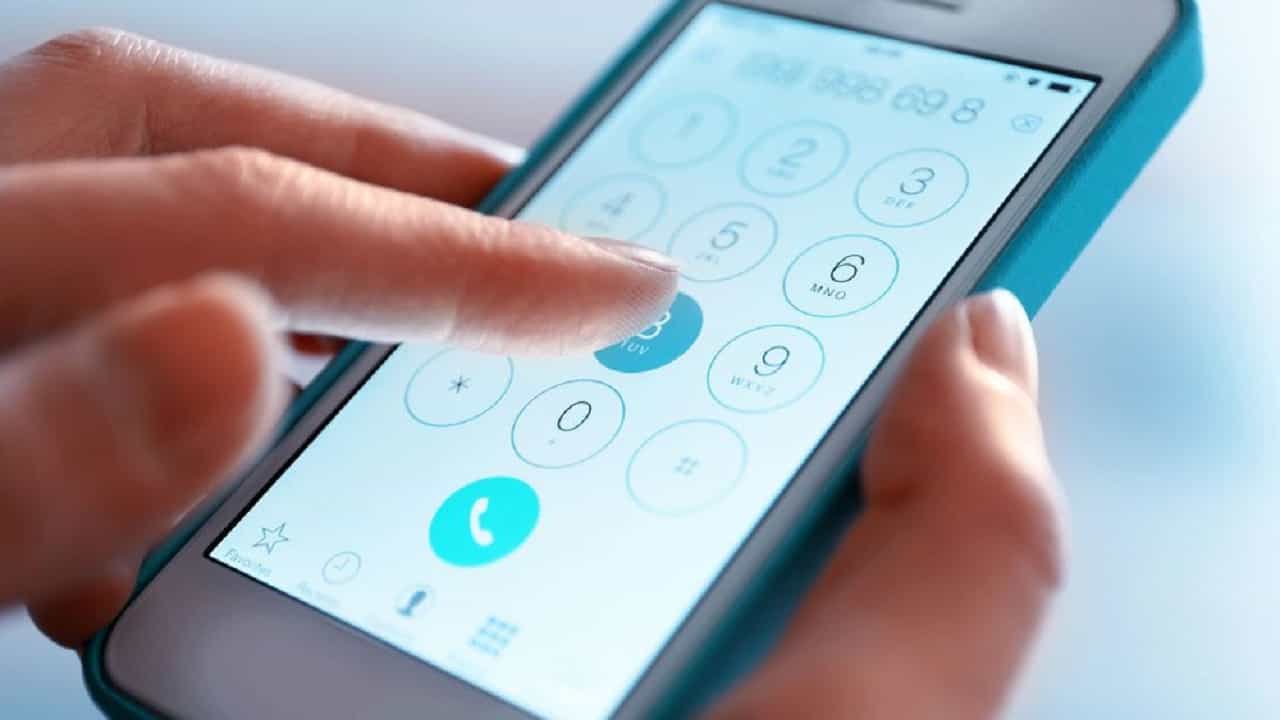 Haunted Mobile Number: বিশ্বের সবথেকে অভিশপ্ত মোবাইল নম্বর! যিনিই ব্যবহার করেছেন, মারা গিয়েছেন... Haunted Mobile Number: বিশ্বের সবথেকে অভিশপ্ত মোবাইল নম্বর! যিনিই ব্যবহার করেছেন, মারা গিয়েছেন...