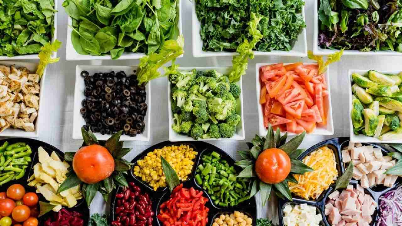 Womens Day 2022: সুস্থ থাকতে আজীবন যে কয়েকটি খাবার অবশ্যই খাবেন মেয়েরা...