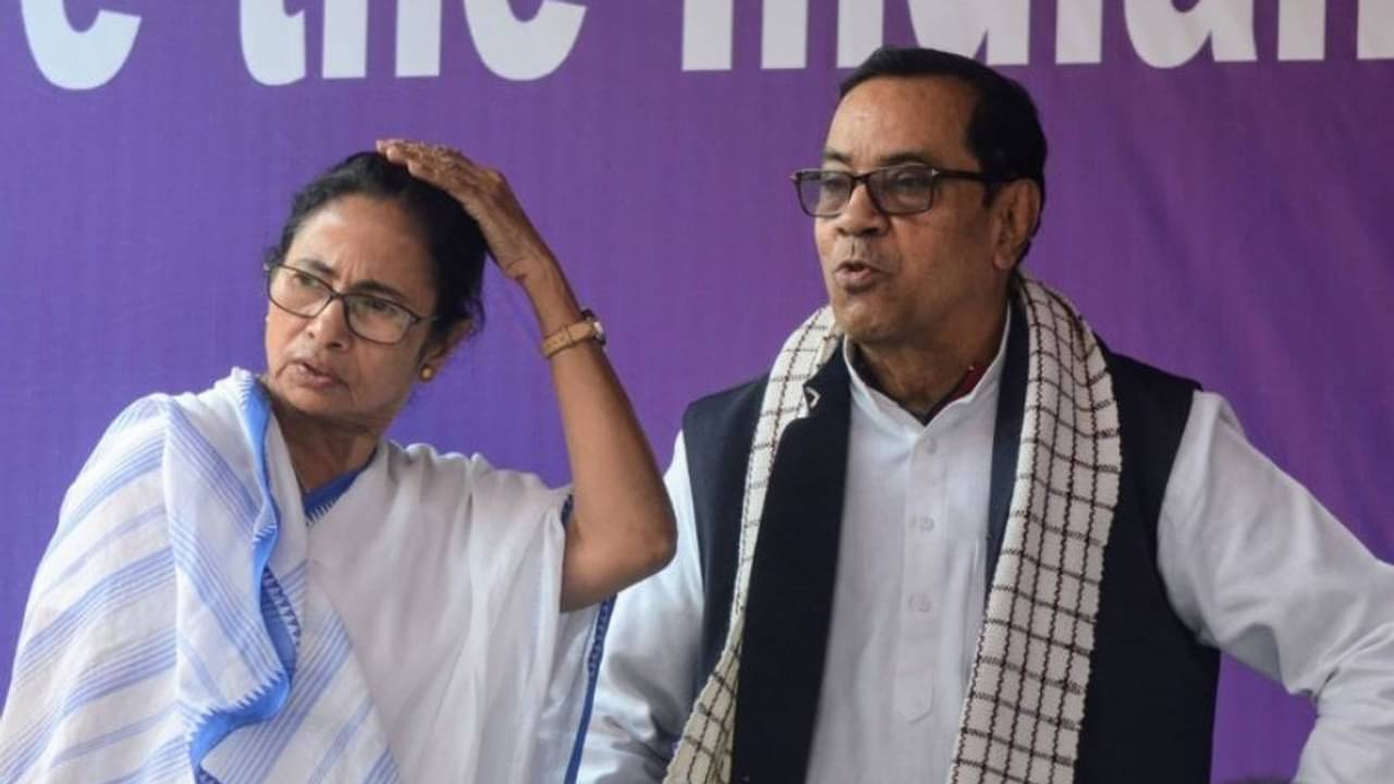 Complaint Registered For Harassing Mamata Banerjee : বারাণসীতে মমতার কনভয় ঘিরে বিক্ষোভ, নির্বাচন কমিশনে অভিযোগ দায়ের সপা নেতার