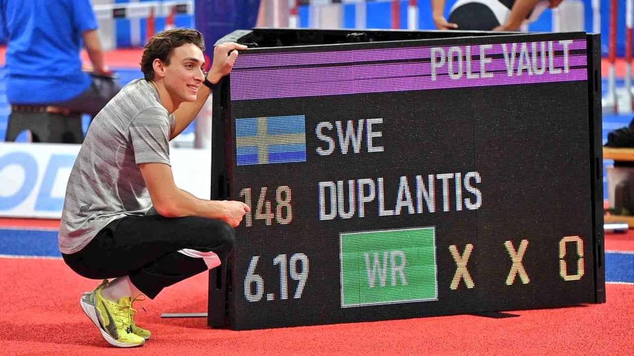 Pole Vault: নিজের রেকর্ড নিজেই ভাঙলেন সুইডিশ ভল্টার