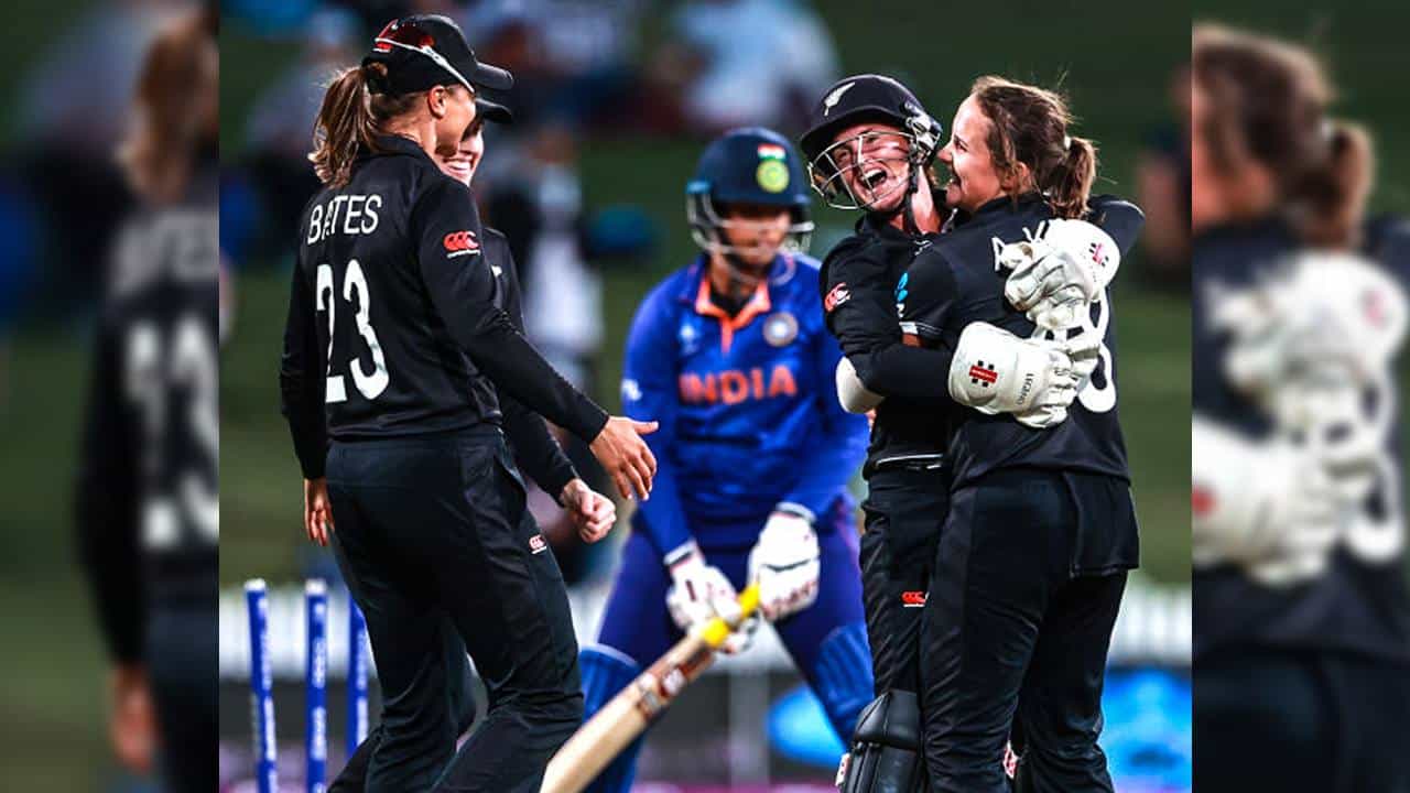 ICC Women World Cup 2022: হ্যারির লড়াইয়েও কিউয়িবধ হল না ভারতের ICC Women World Cup 2022: হ্যারির লড়াইয়েও কিউয়িবধ হল না ভারতের