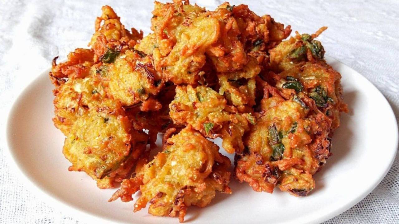 Holi Special Recipe: ভাঙ ছাড়া দোলের আনন্দ অসম্পূর্ণ! বাড়িতেই বানিয়ে ফেলুন ভাঙের পকোড়া