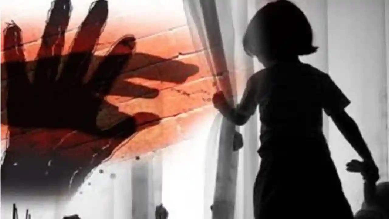 Minor Rape: ১৩ বছরের নাবালিকাকে 'ধর্ষণ' নাবালকের, ঘরের বাইরে পাহারা দিল অভিযুক্তের নাবালক বন্ধু!