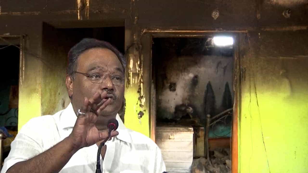 Bagtui Massacre: 'শুধু ভাদু-আনারুলের লড়াই নয়, গোটা তৃণমূল জড়িত'! বগটুইকান্ডে সুর চড়ালেন শমীক Bagtui Massacre: 'শুধু ভাদু-আনারুলের লড়াই নয়, গোটা তৃণমূল জড়িত'! বগটুইকান্ডে সুর চড়ালেন শমীক