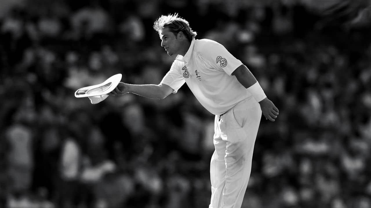 Shane Warne: চলে গেলেন ক্রিকেটের বরপুত্র শেন ওয়ার্ন