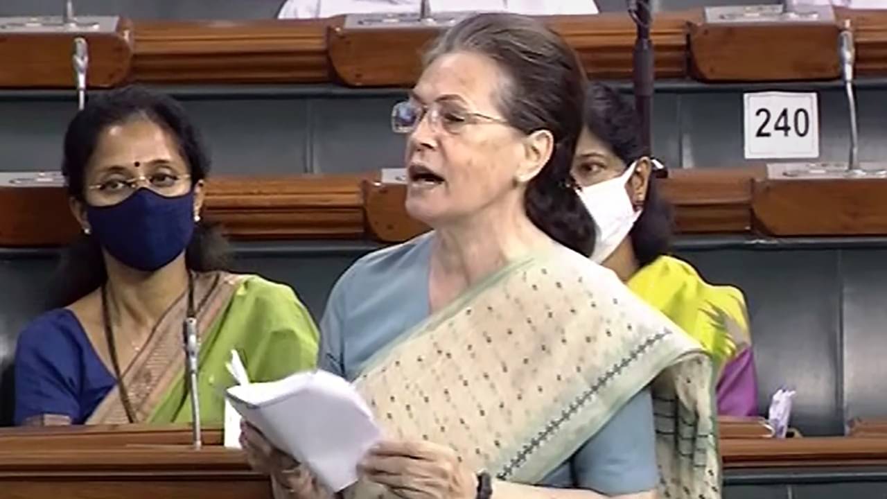 Sonia Gandhi : সোশ্যাল মিডিয়ার হস্তক্ষেপ বন্ধ হোক, পরাজয়ের পর সংসদে দাবি সনিয়ার