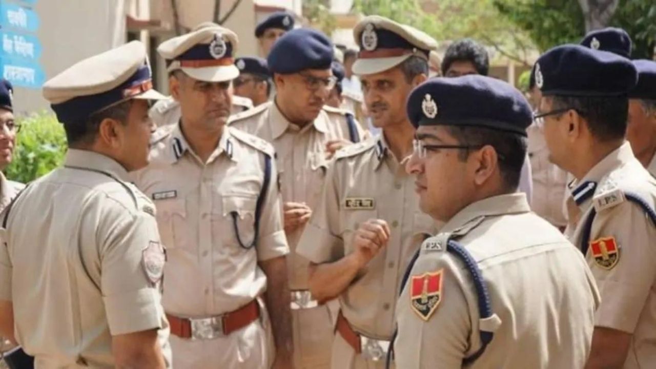 Jaipur Rape Case: বিধায়কের ছেলেকে হন্যে হয়ে খুঁজছে পুলিশ, কারণ জেনে মাথায় হাত সমর্থকদের