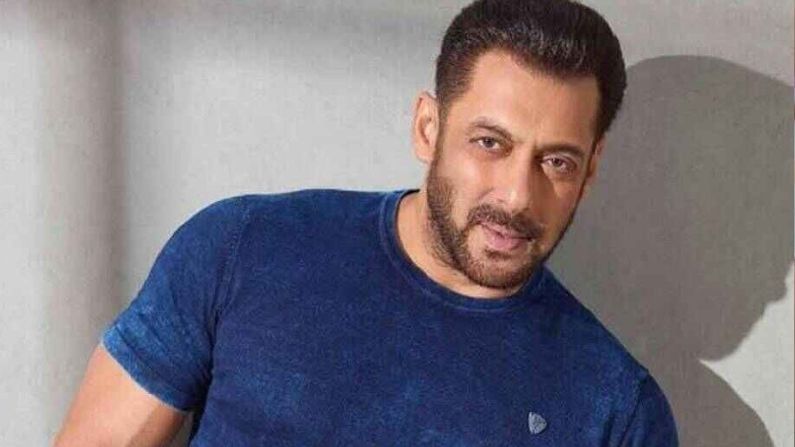 Salman Khan: ২২ বছরের ছোট অভিনেত্রীর সঙ্গে চুপিসারে বাগদান সারলেন সলমন খান? Salman Khan: ২২ বছরের ছোট অভিনেত্রীর সঙ্গে চুপিসারে বাগদান সারলেন সলমন খান?