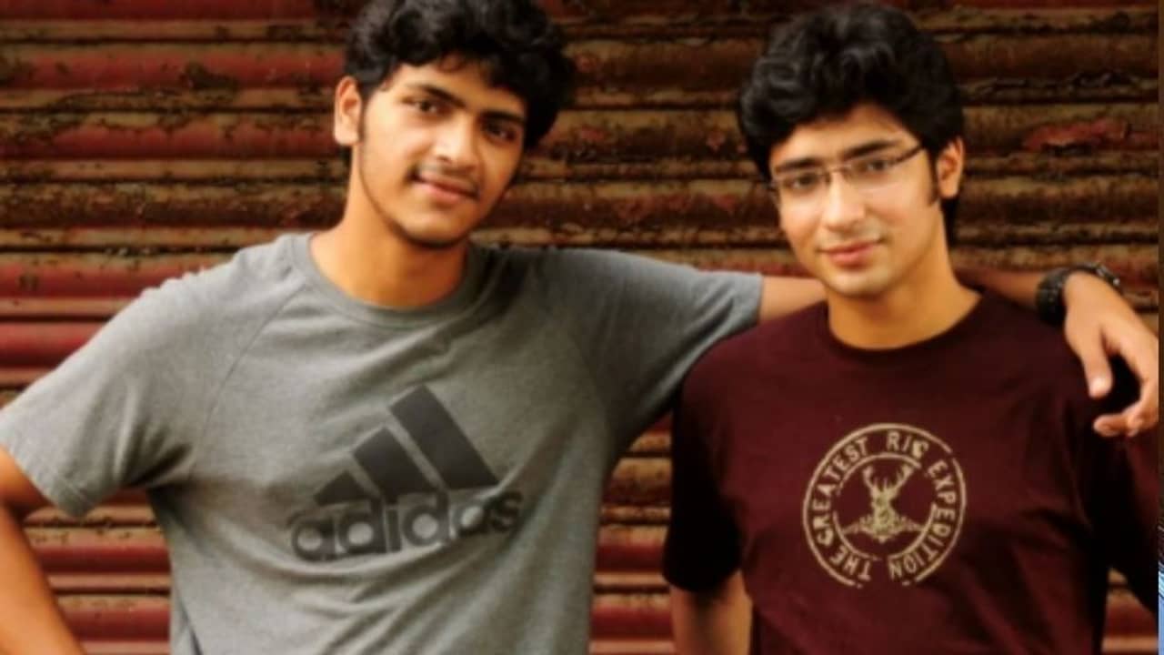 Gaurav-Arjun: একদিনের ব্যবধানে দুই ভাইয়ের জন্মদিন, এত্ত মিল! অবাক নেটিজেন