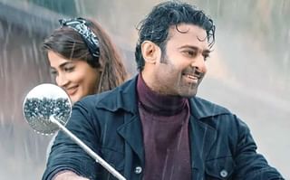 Prabhas: সারা দেশ যাঁর প্রেমে উত্তাল, সেই প্রভাস আজও চুম্বন দৃশ্যে অপ্রস্তুত!