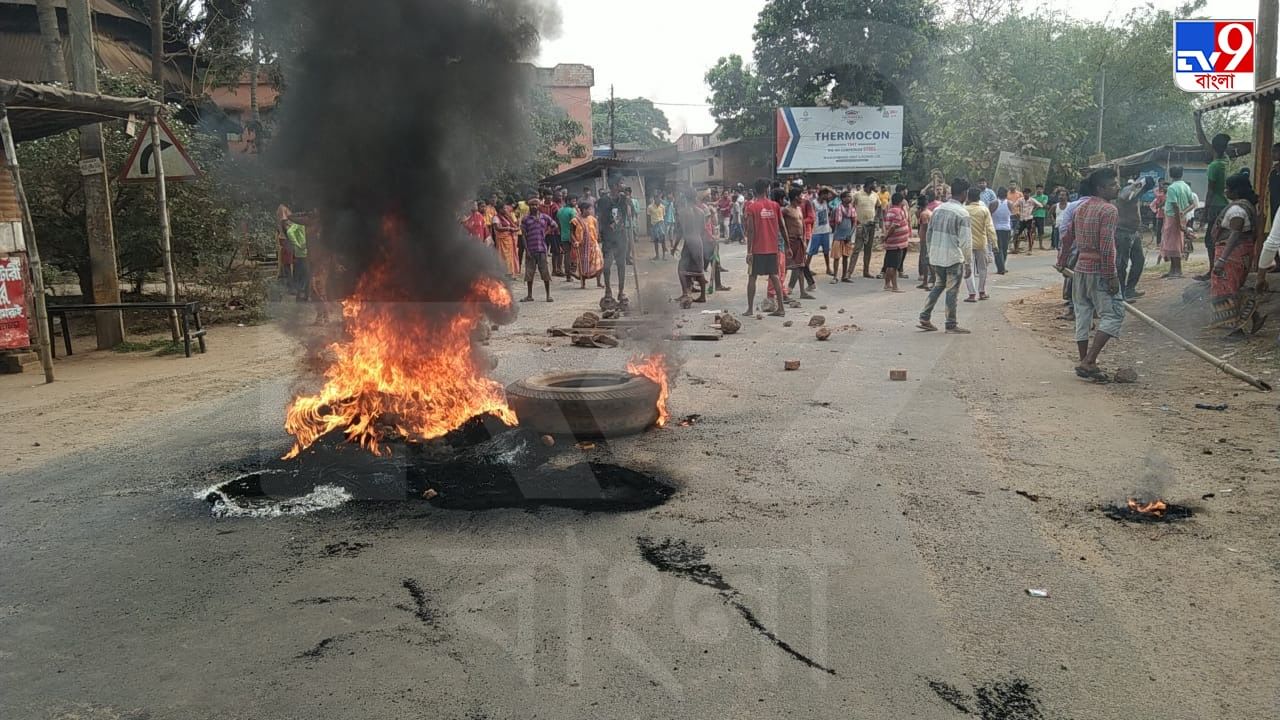 Chandakona Student Agitation: ছোট্ট স্কুল ছাত্রকে পিষে দিয়েছিল লরি, বিক্ষোভ সামলাতে গিয়ে তাড়া খেয়ে পালাল পুলিশ