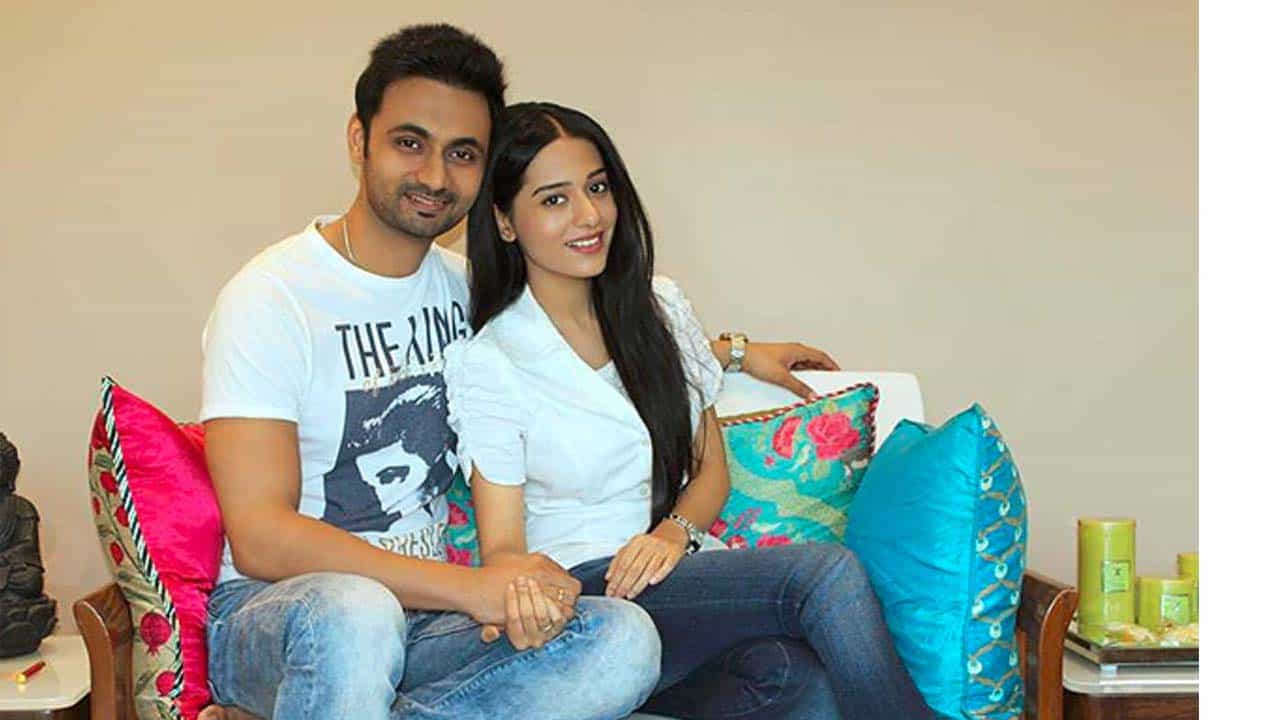 Amrita Rao-RJ Anmol: কেন অমৃতা রাও নিজের বিয়ের খবর লুকিয়ে রেখেছিলেন ? Amrita Rao-RJ Anmol: কেন অমৃতা রাও নিজের বিয়ের খবর লুকিয়ে রেখেছিলেন ?