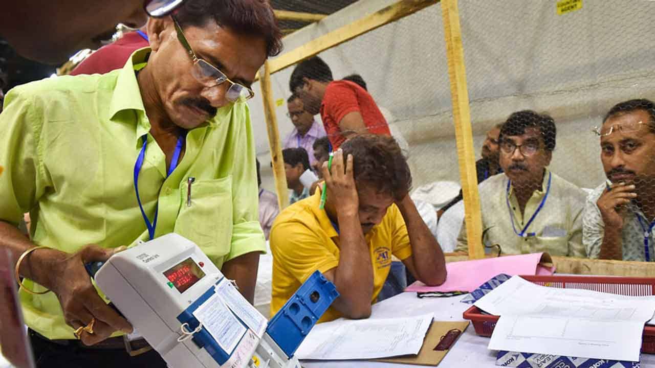 Municipal Election Counting: বুধে ১০৮ পুরভোটের ফল, নিরাপত্তার চাদরে ঢাকা গণনাকেন্দ্র