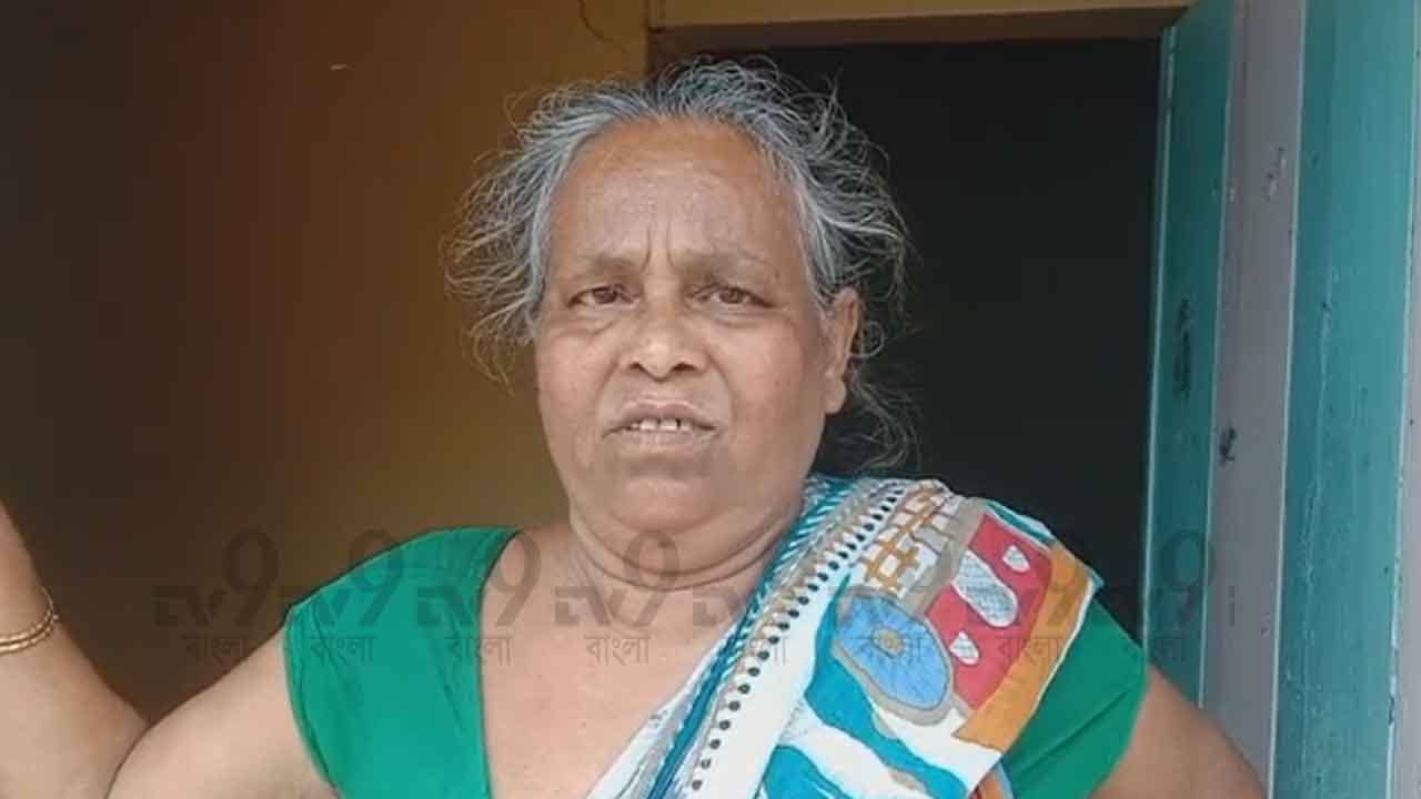 Newtown Case: জানলার ফাঁকে উঁকি দিতেই যুবককে ভয়ঙ্কর অবস্থায় দেখলেন বৃদ্ধা, ভয়ে গলা শুকিয়ে কাঠ...