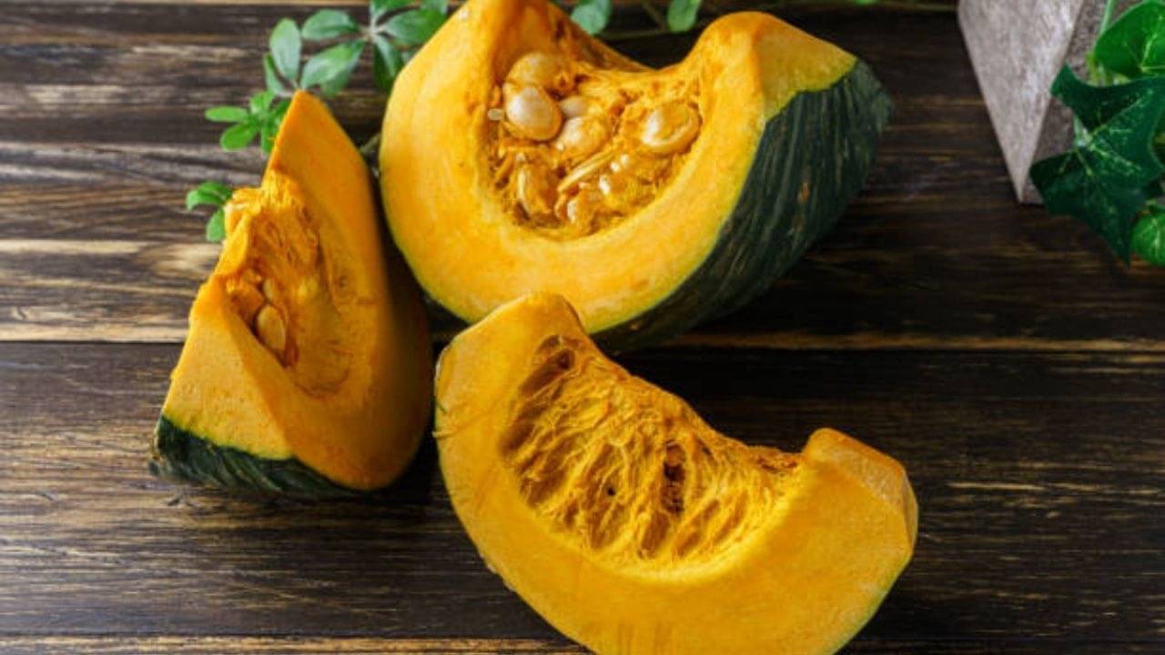 Diabetes: ডায়বেটিসের রোগী হতে বেশি পরিমাণে কুমড়ো খাচ্ছেন? নিজের কী ক্ষতি করছেন জানেন?