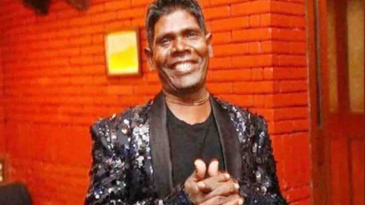 Bhuban Badhyakar Health Update: বাড়ি ফিরলেন বাদাম কাকু ভুবন বাদ্যকর, আজ সকালেই হাসপাতাল থেকে সোজা বাড়ি